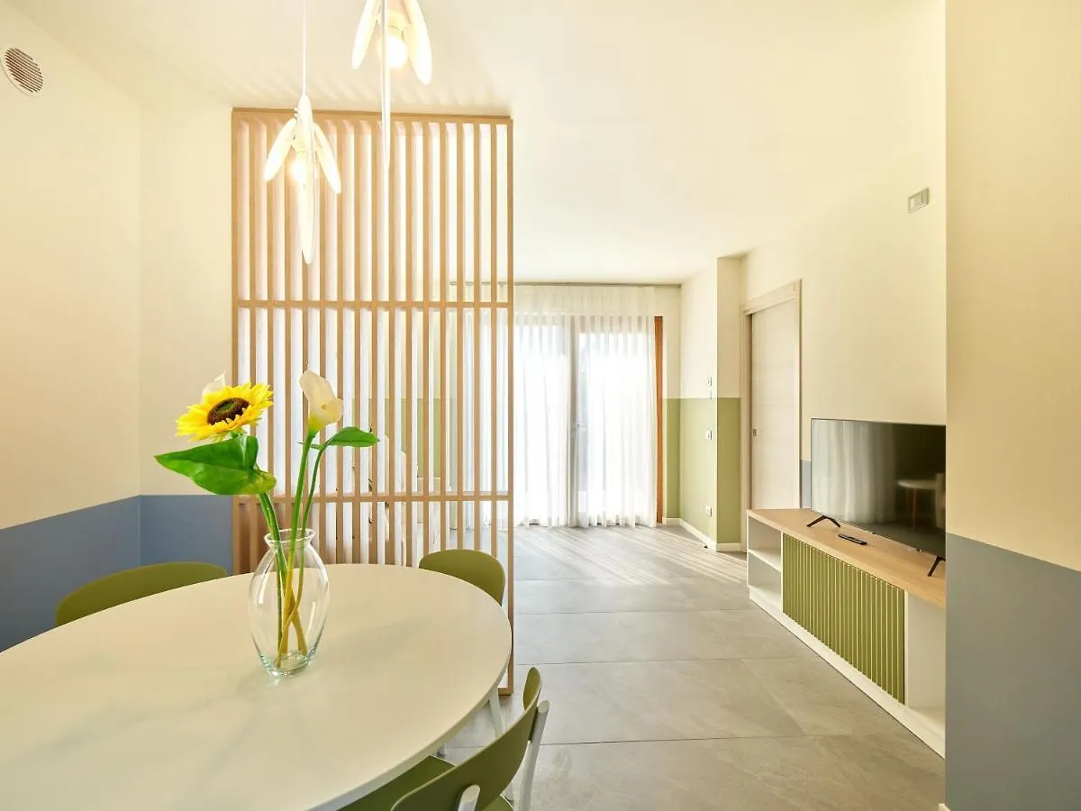 Leti Apartments Garda  Garda (Verona)