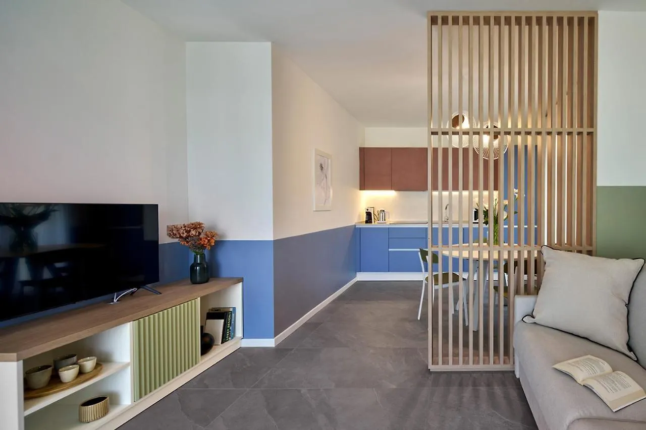 Leti Apartments Garda 意大利